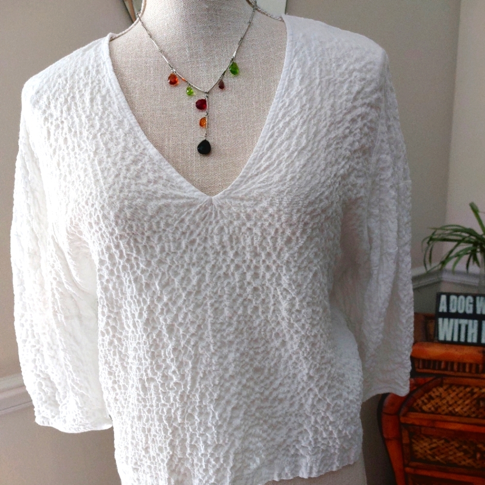 ZARA Womans popcorn texture crop top
